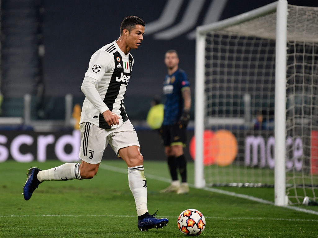 两个巨头未出战仍狂胜湖人勇士，掘金火箭能挑战他们的统治吗？