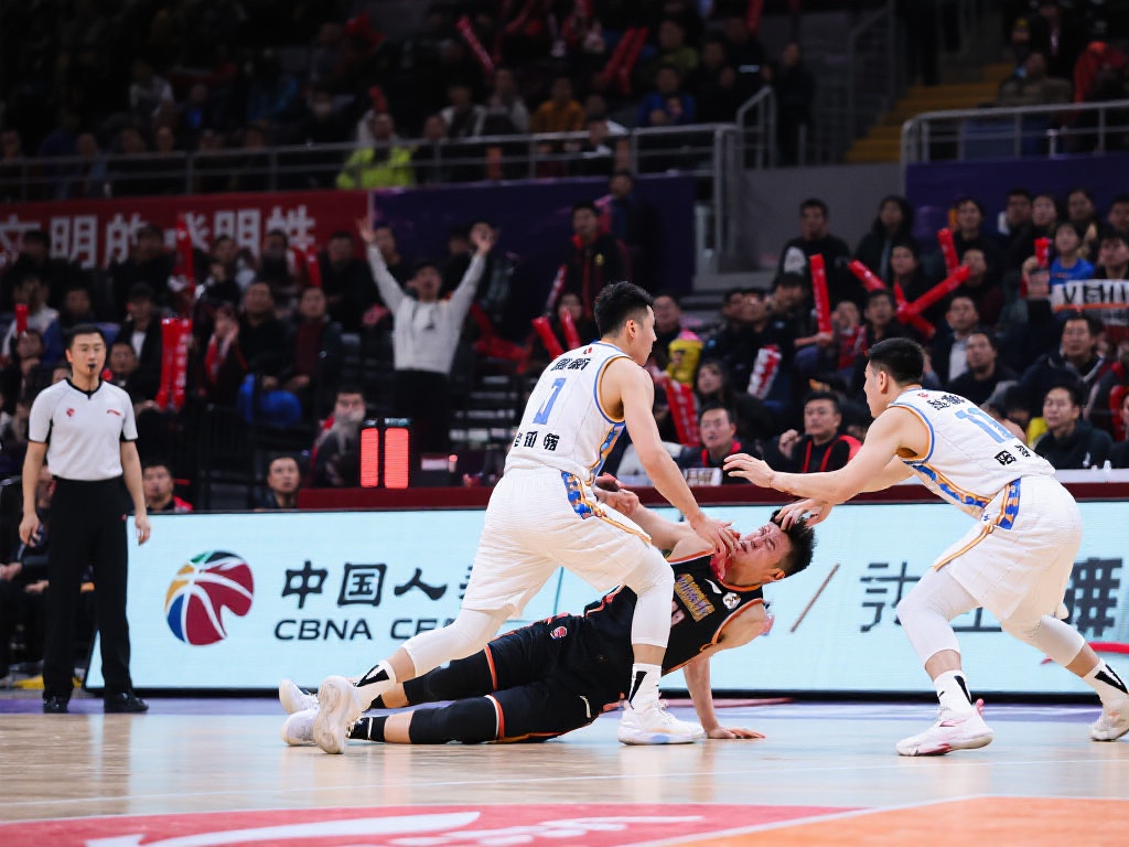 武汉召开足球青训中心体系建设推进工作会议